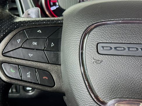Used 2022 Dodge Challenger GT image 13