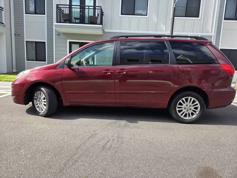 Used 2008 Toyota Sienna LE AWD/4WD image 11