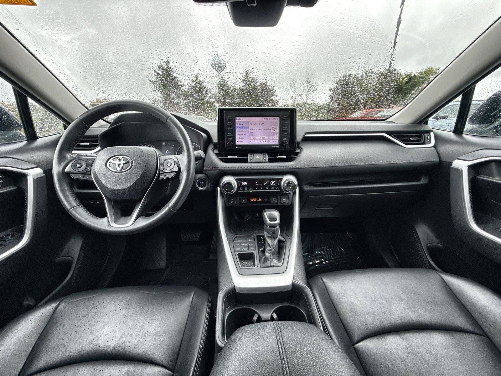 Used 2020 Toyota RAV4 XLE Premium AWD/4WD image 23