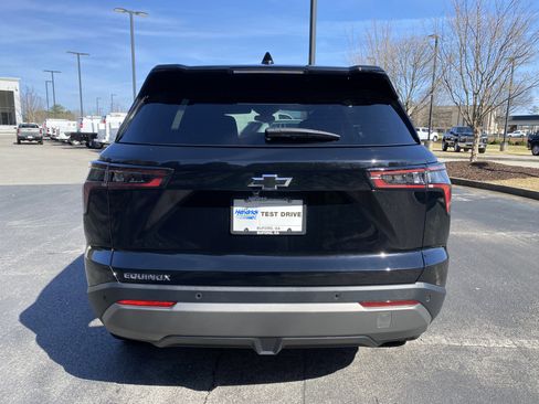 Used 2026 Chevrolet Equinox LT image 8
