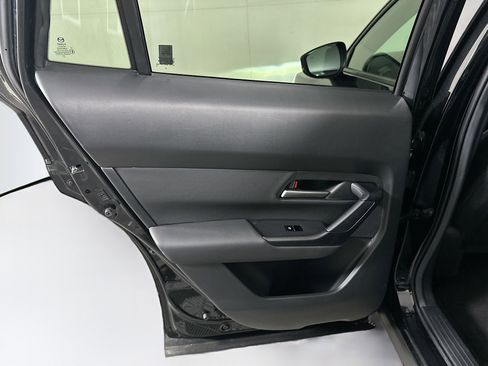 Used 2025 MAZDA CX-50 AWD 2.5 S w/ Premium Package image 26