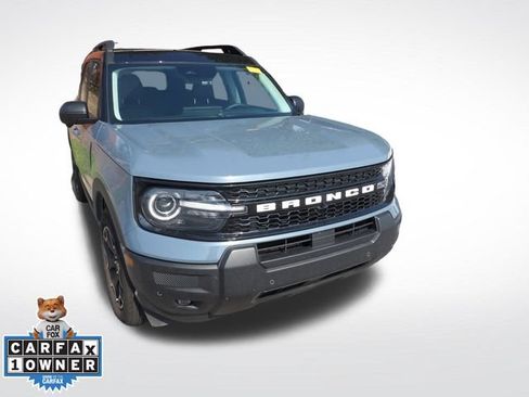 Used 2025 Ford Bronco Sport Outer Banks w/ Outer Banks Tech Package+ AWD/4WD image 2
