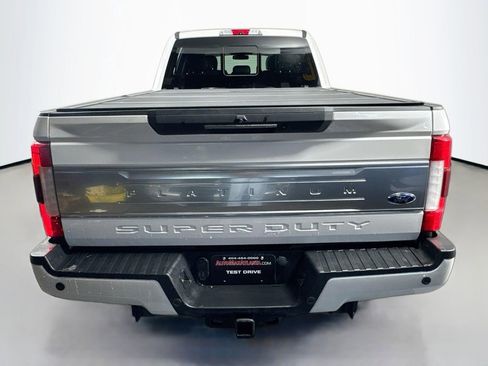 Used 2019 Ford F250 Platinum w/ Platinum Ultimate Package image 6