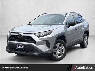 Used 2021 Toyota RAV4 LE AWD/4WD video 1