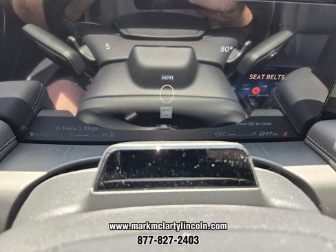 New 2026 Lincoln Aviator AWD image 24