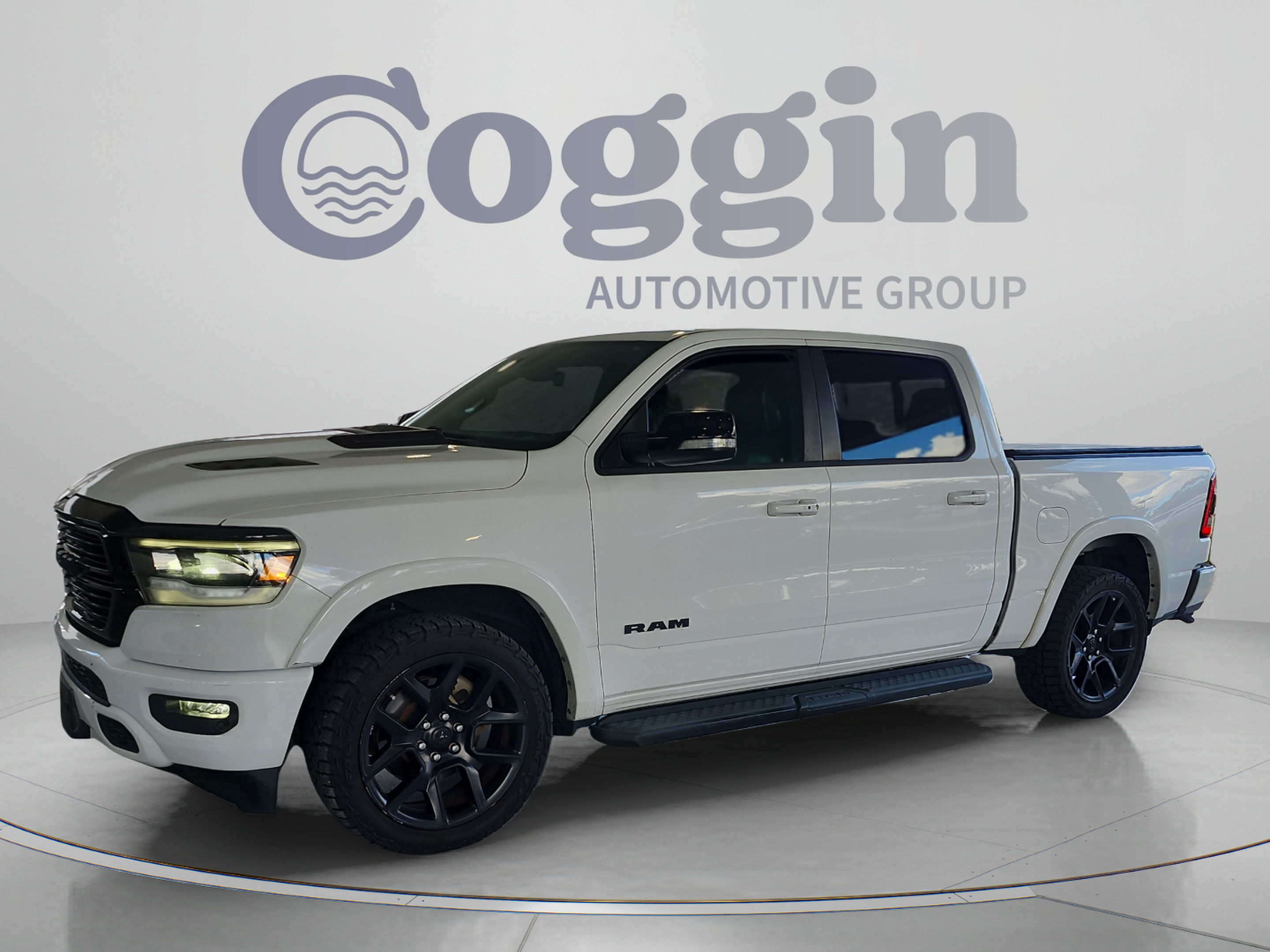 Used 2021 RAM 1500 Laramie w/ Night Edition AWD/4WD image 1