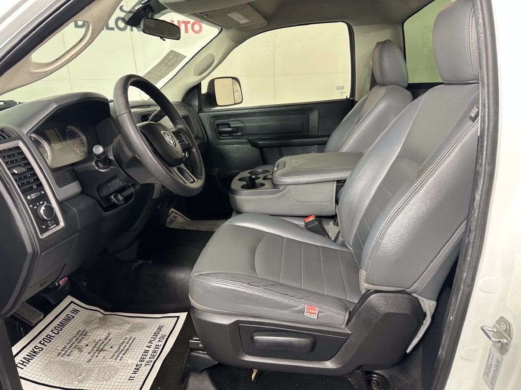 Used 2016 RAM 3500 Tradesman RWD image 16