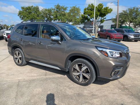 Used 2020 Subaru Forester Touring w/ Popular Package #2 AWD/4WD image 2
