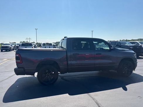 Used 2022 RAM 1500 Big Horn AWD/4WD image 9