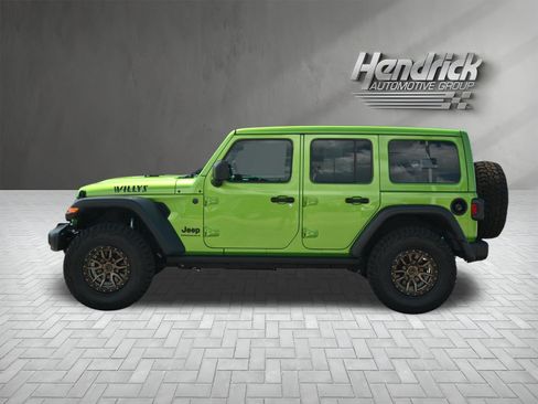Used 2025 Jeep Wrangler Unlimited Sport AWD/4WD image 6