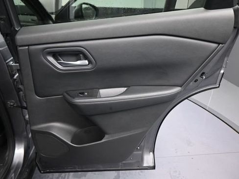 Used 2024 Nissan Rogue SV AWD/4WD image 22