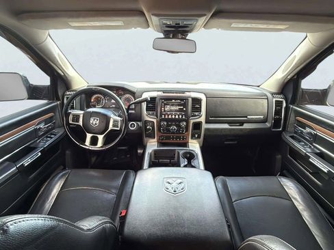 Used 2016 RAM 2500 Laramie w/ Convenience Group image 9