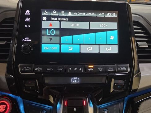 Used 2022 Honda Odyssey Touring image 23