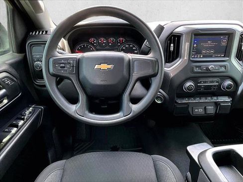 Used 2025 Chevrolet Silverado 1500 Custom RWD image 7
