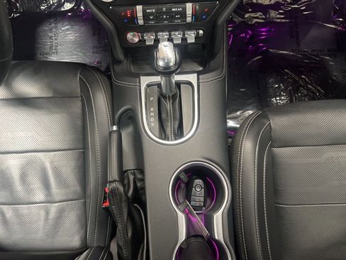 Used 2021 Ford Mustang Premium image 15