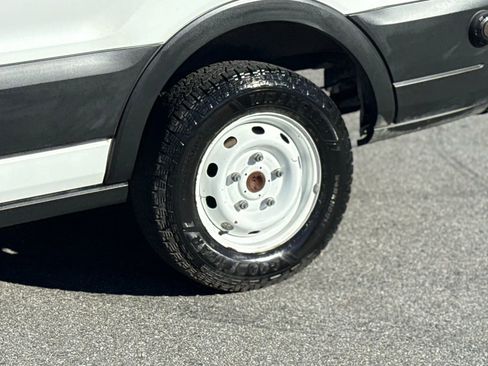 Used 2019 Ford Transit 150 148 Medium Roof image 12