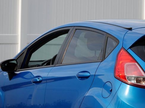 Used 2014 Ford Fiesta SE w/ Equipment Group 201A FWD image 23