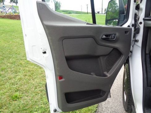 Used 2023 Ford Transit 250 Medium Roof RWD image 12