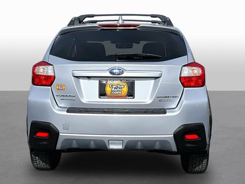 Used 2017 Subaru Crosstrek 2.0i Premium image 4