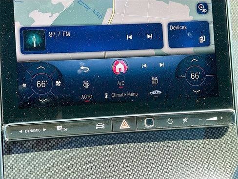 Used 2025 Mercedes-Benz GLC 300 image 16