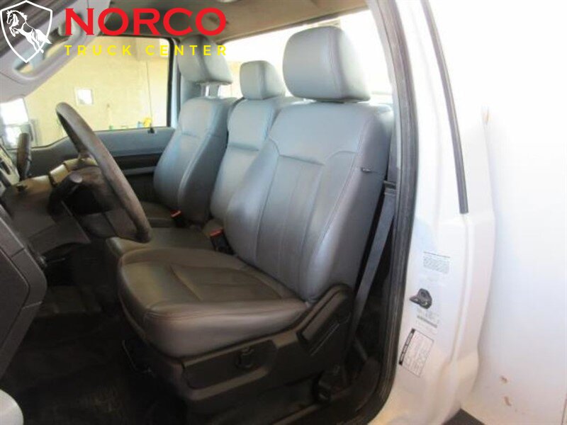 Used 2011 Ford F450 XL w/ XL Decor Group RWD image 11