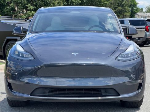 Used 2024 Tesla Model Y Long Range AWD/4WD image 20