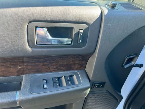 Used 2019 Ford Flex Limited AWD/4WD image 21