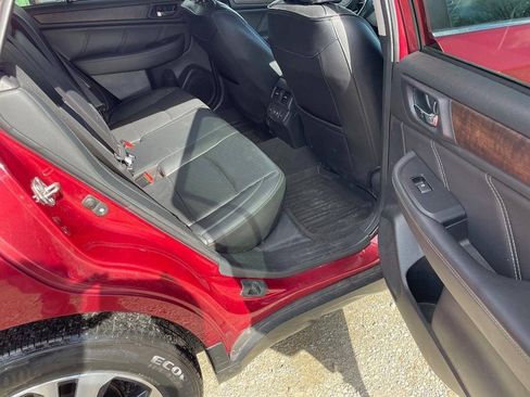 Used 2019 Subaru Outback 3.6R Limited AWD/4WD image 13