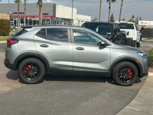New 2025 Buick Encore GX Preferred image 3