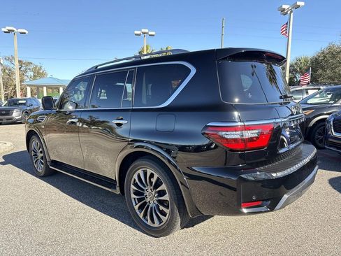 Used 2022 Nissan Armada Platinum w/ Captain's Chairs Package image 6