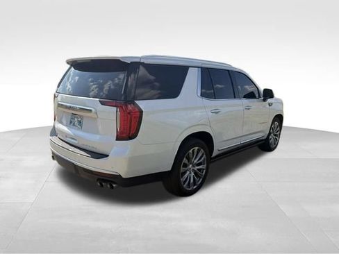 Used 2022 GMC Yukon Denali w/ Denali Ultimate Package AWD/4WD image 3
