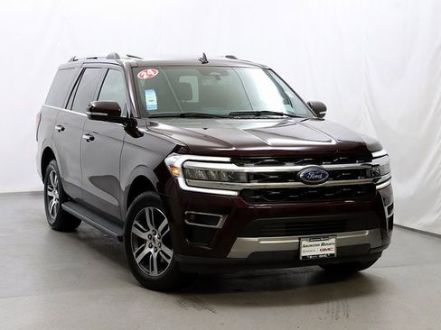 Used 2024 Ford Expedition Limited image 1