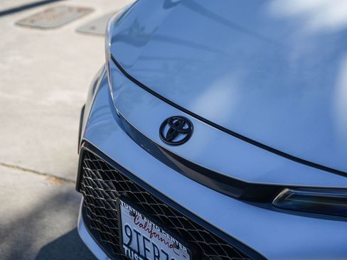 Certified 2025 Toyota Corolla SE w/ SE Premium Package FWD image 3