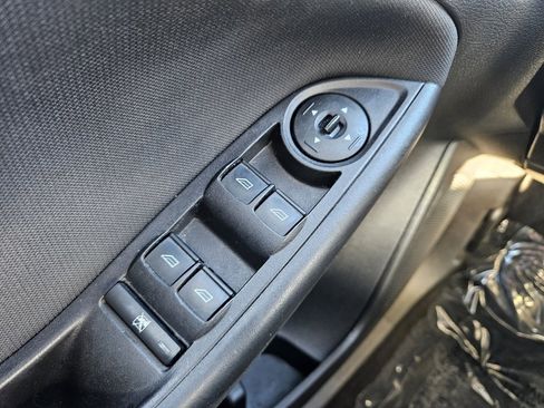 Used 2018 Ford Focus SE image 18