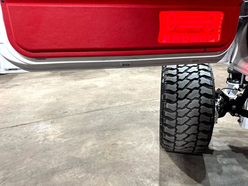 Used 1994 Ford Bronco XLT image 75