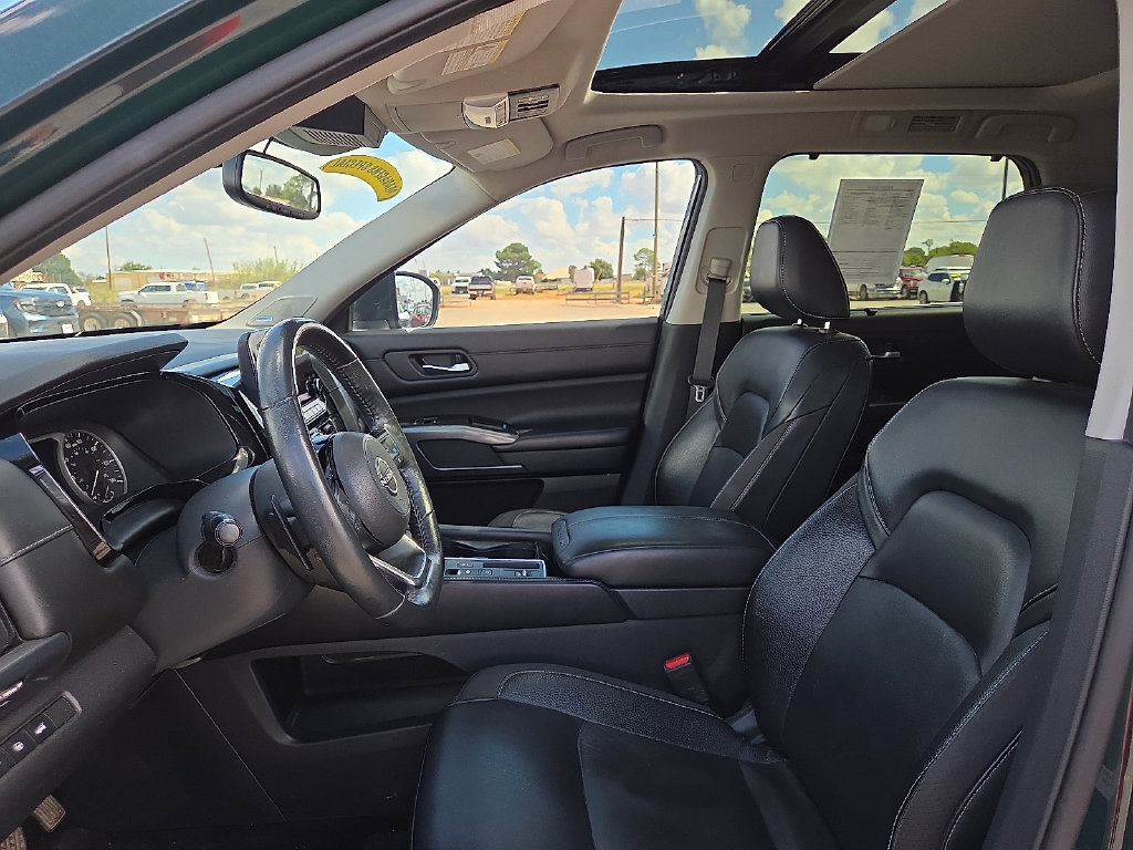 Used 2022 Nissan Pathfinder SL w/ SL Premium Package FWD image 23