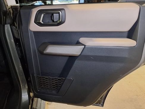 Used 2022 Ford Bronco Wildtrak AWD/4WD image 28