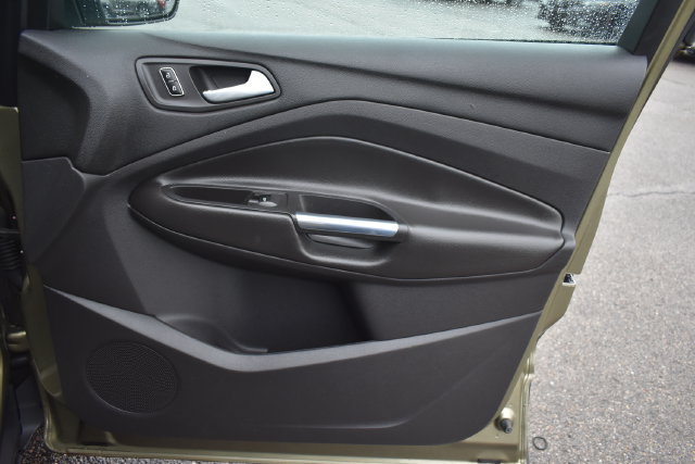 Used 2013 Ford Escape SE AWD/4WD image 38