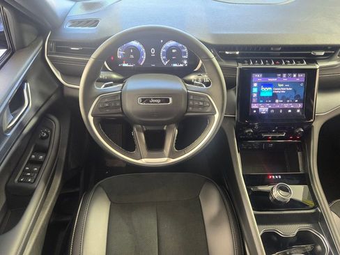 New 2025 Jeep Grand Cherokee L Altitude RWD image 14