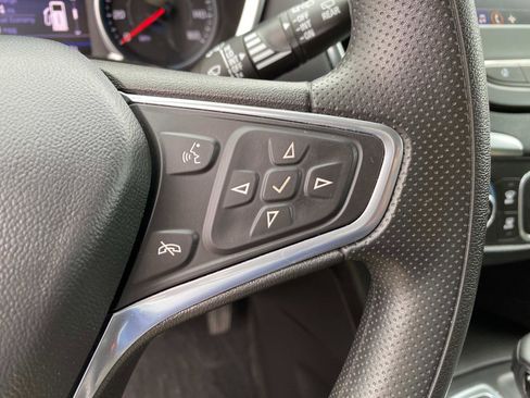 Used 2022 Chevrolet Equinox LT image 19