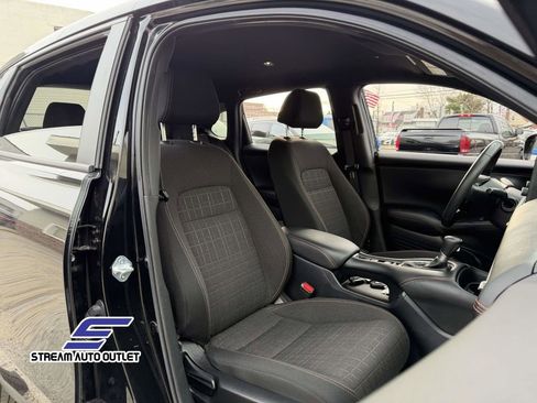 Used 2024 Honda HR-V Sport image 10