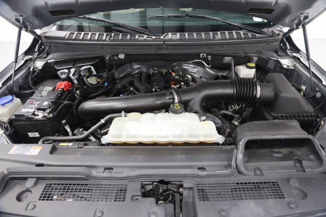 Used 2023 Ford Expedition Limited AWD/4WD image 6