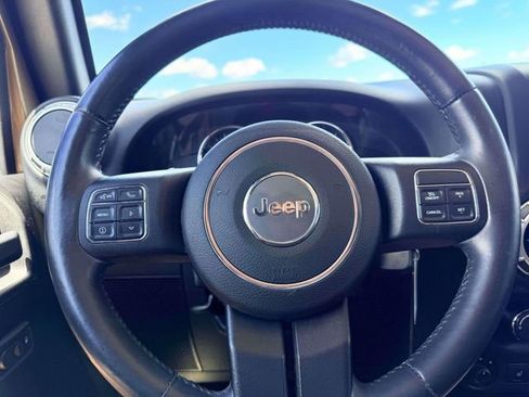 Used 2015 Jeep Wrangler Sahara w/ Connectivity Group AWD/4WD image 20