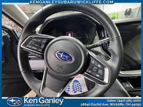 Used 2024 Subaru Outback Premium AWD/4WD image 13