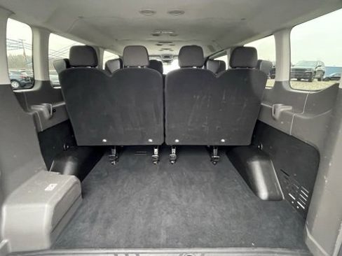 Used 2023 Ford Transit 350 XLT image 5