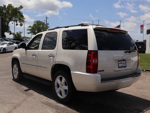Used 2013 Chevrolet Tahoe LTZ AWD/4WD image 5
