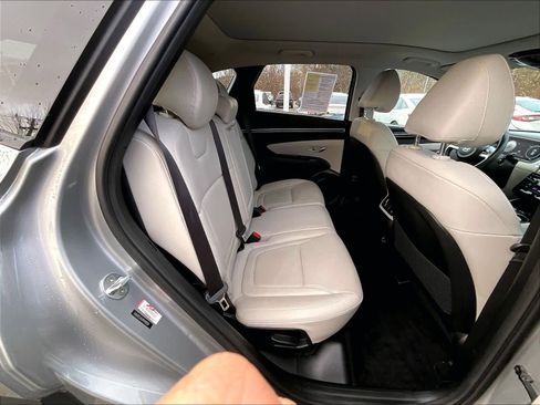 Used 2023 Hyundai Tucson Limited image 16