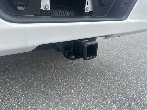 Used 2025 Chevrolet Silverado 1500 Custom image 27