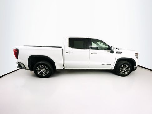 Used 2025 GMC Sierra 1500 SLT RWD image 10