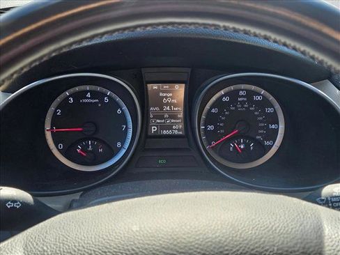 Used 2013 Hyundai Santa Fe Sport w/ Popular Equipment Pkg image 7